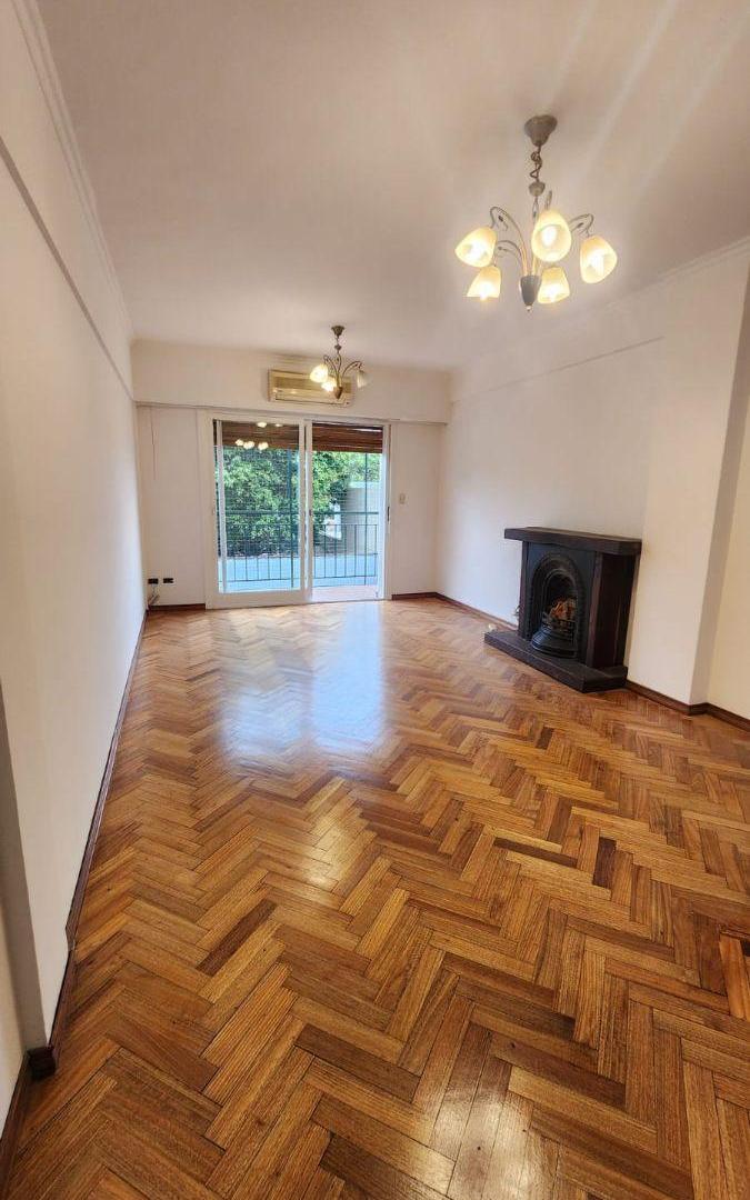 Foto de VENTA DEPARTAMENTO 3 AMBIENTES CON COCHERA IMPECABLE ESTADO, imagen 4