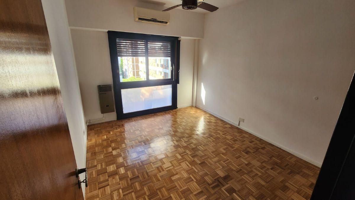 Foto de ALQUILER DEPARTAMENTO 3 AMBIENTES CON DEPENDENCIA APTO PROFESIONAL, imagen 5