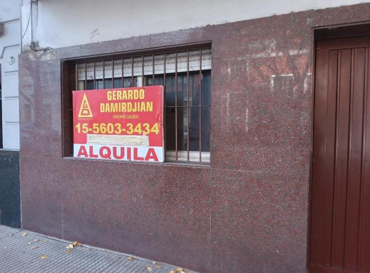 2 AMB  PATIO PB AL  FRENTE ESTILO PH - GORRITI Y BULNES 1