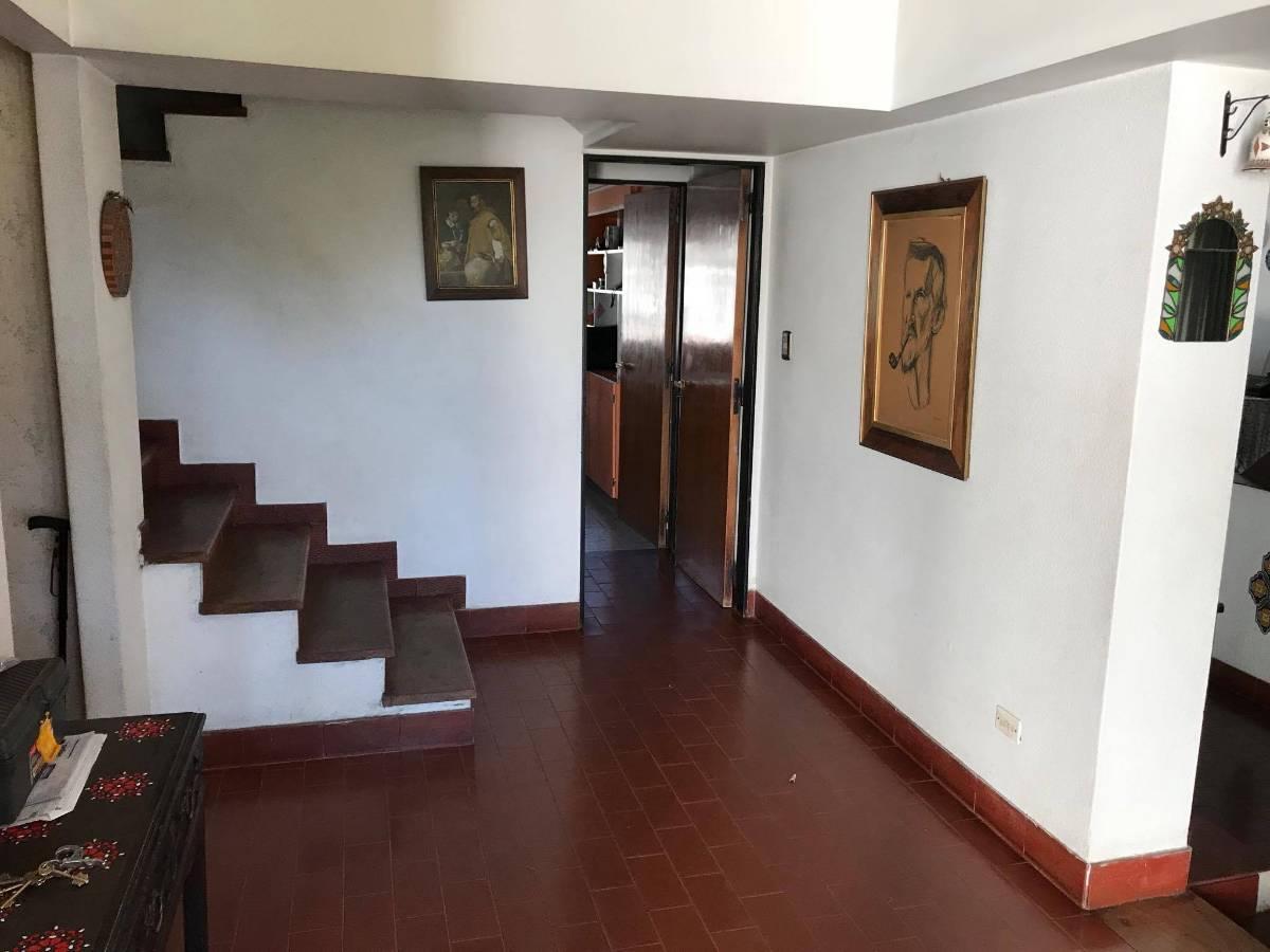 Foto de CHALET EN DOS PLANTAS 5 AMBIENTES, imagen 5