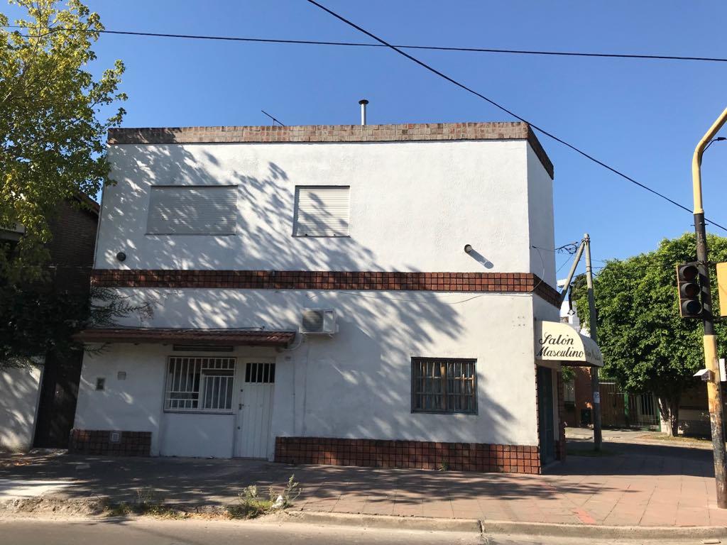 DEPARTAMENTO DOS AMBIENTES PRIMER PISO SIN EXPENSAS