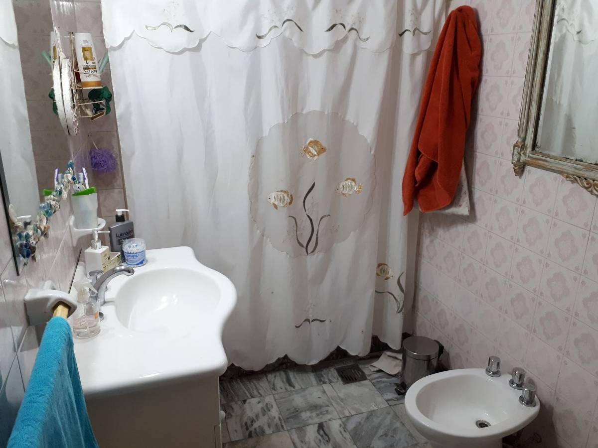 Foto de Departamento de 100 m2 con 2 dormitorios en venta en Haedo, imagen 3