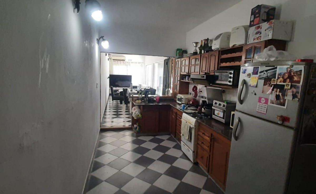 Chalet 4 AMB con patio y pileta