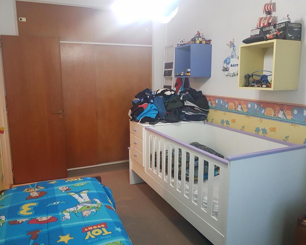 Foto de triplex tipo chalet, ancho de 5 metros,garaje subterráneo para 3 autos,, imagen 4