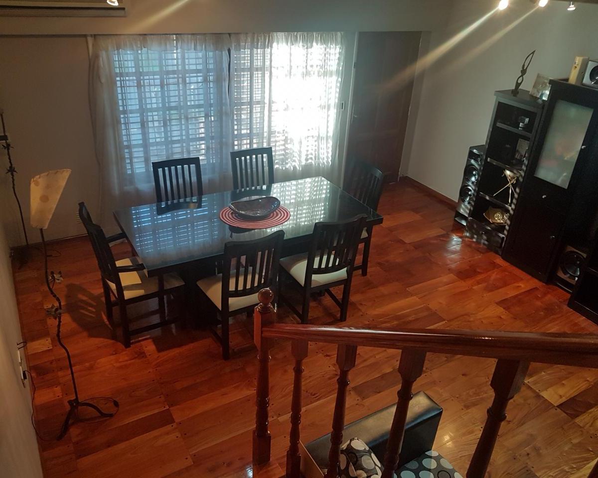 Foto de triplex tipo chalet, ancho de 5 metros,garaje subterráneo para 3 autos,, imagen 2