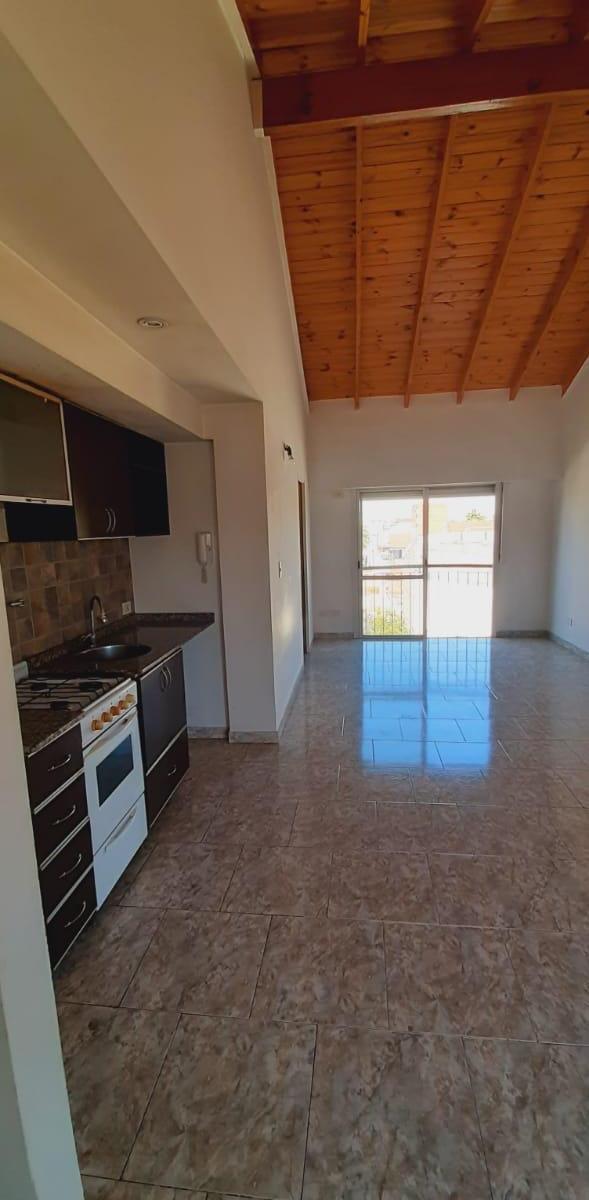 Foto de Departamento de 30 m² en venta, Villa Luzuriaga, imagen 5