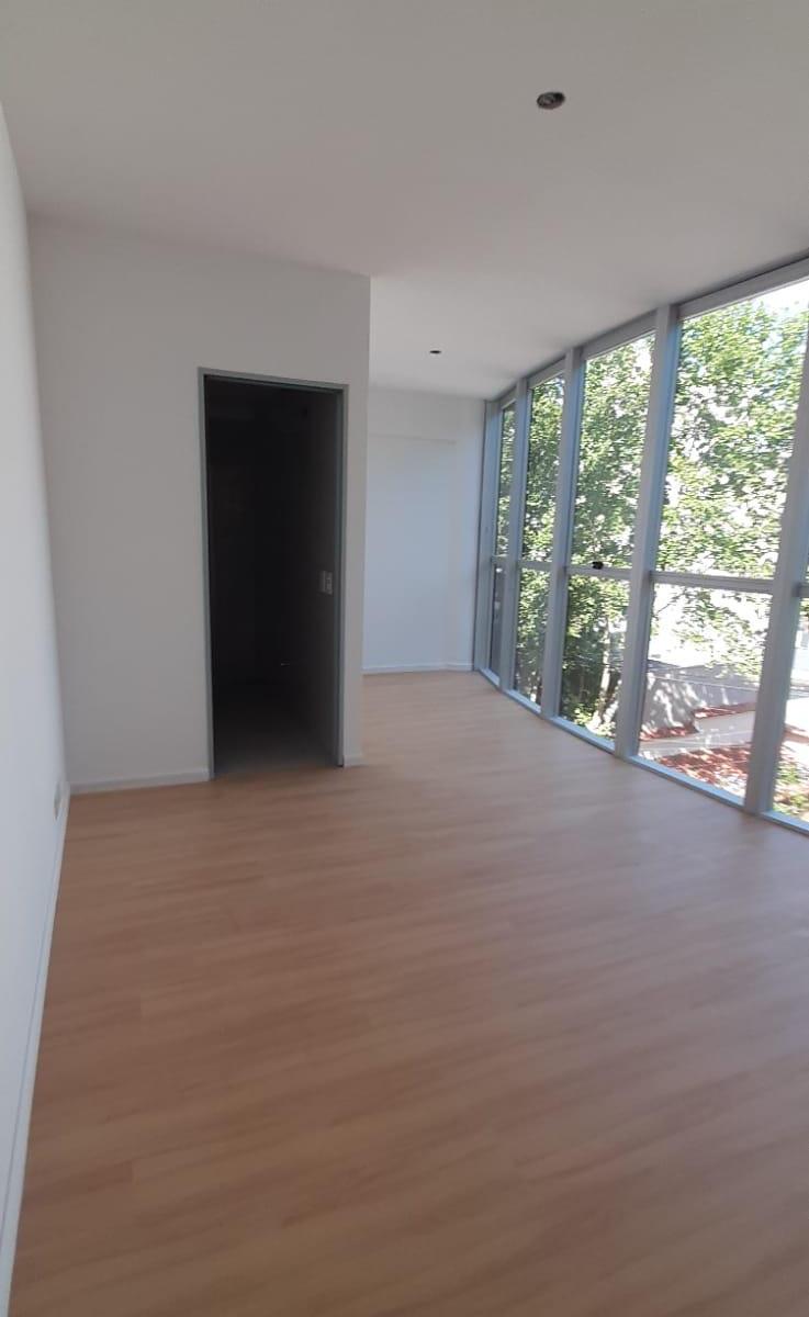 Foto de Departamentos de categoría , 2 Amb con balcón, imagen 3