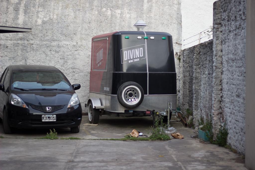 Foto de Local comercial de 320 m² en venta en Haedo, imagen 2