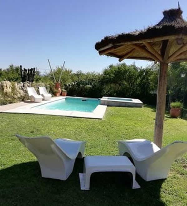 Venta en pozo Lotes y/o casas en barrio privado en Pontevedra Merlo.