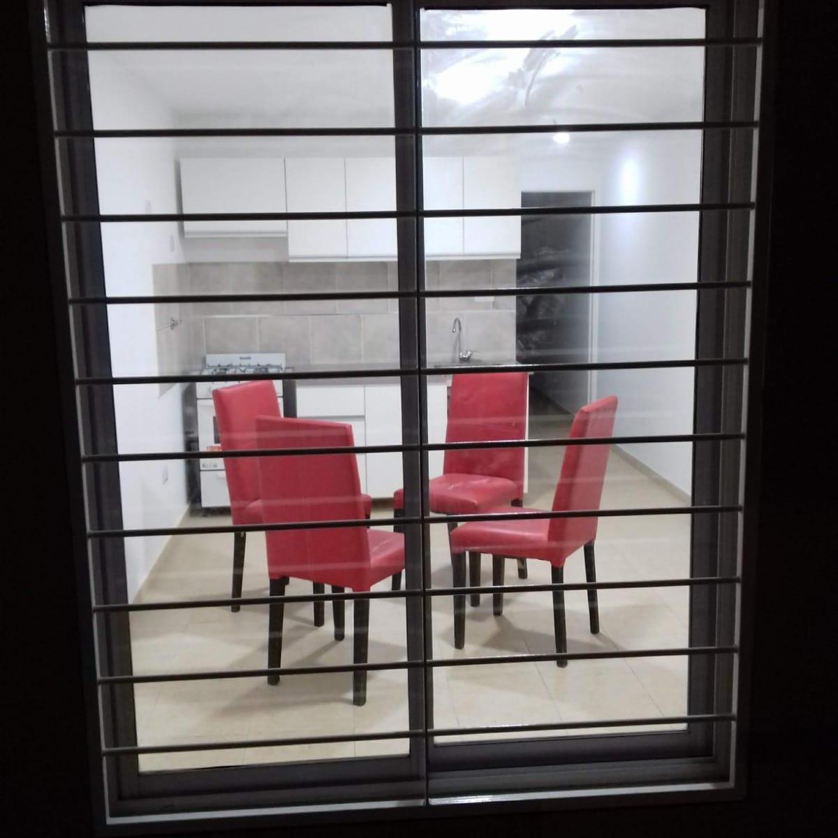 Departamento de 32 m² con 1 dormitorio en venta en Ramos Mejía (tercer piso por escalera )