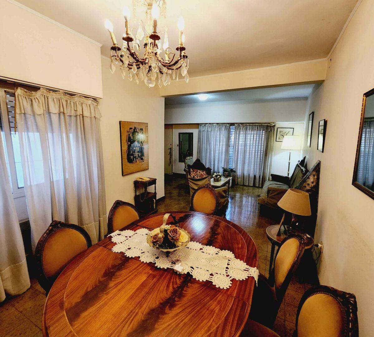 Venta de Casa 4 AMBIENTES en Ramos Mejía, La Matanza