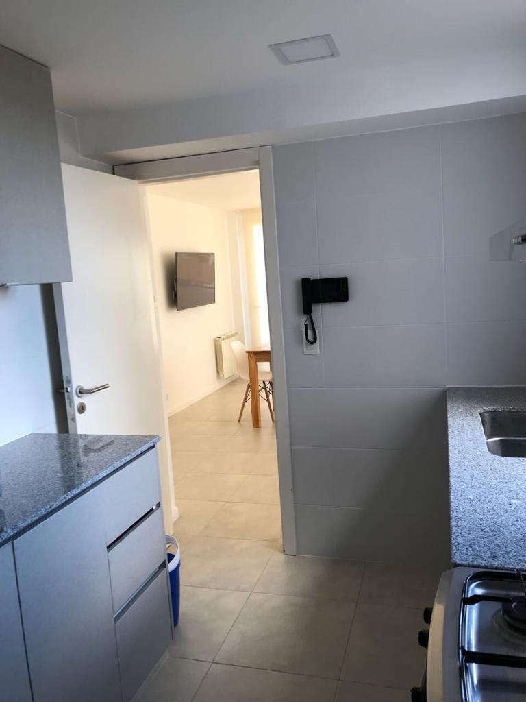 Alquiler de Marzo a Diciembre 3 Amb, Depto, Mar del Plata Playa Varese 4
