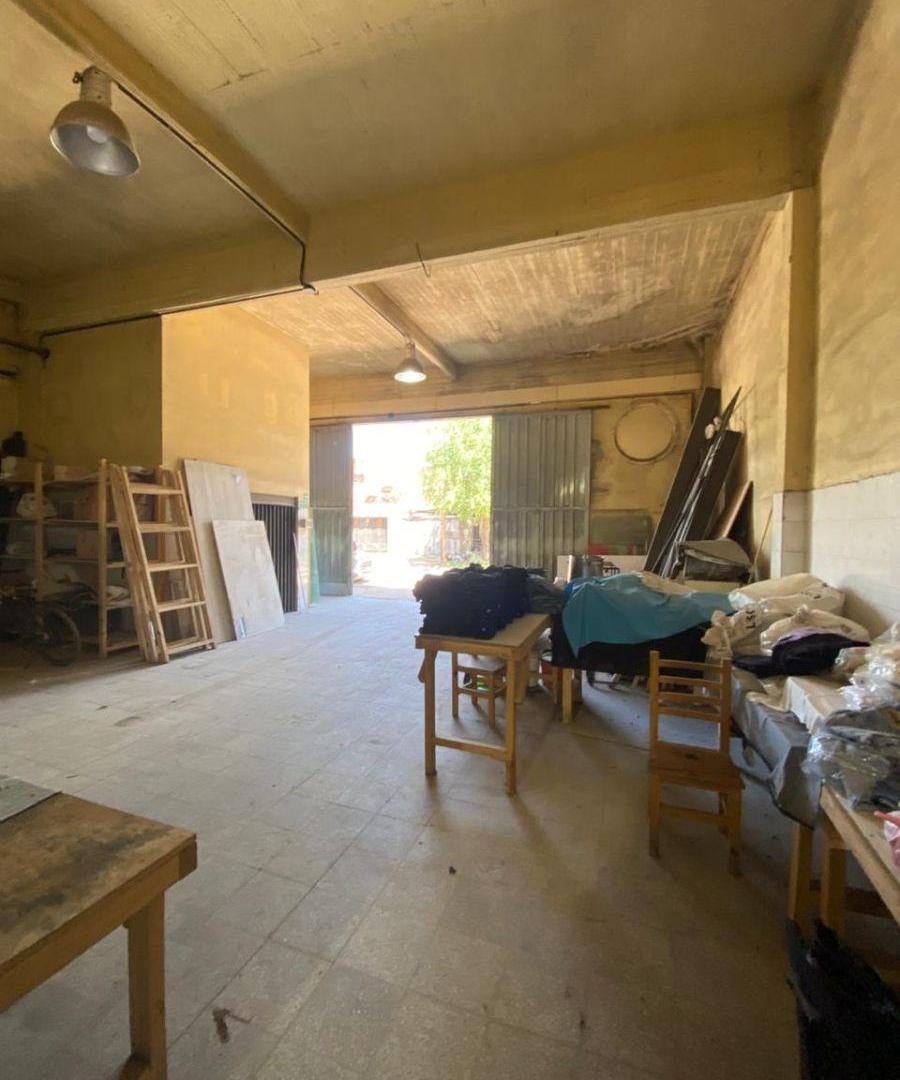 Foto de Galpon de 950 m² con oficinas en alquiler en González Catán, imagen 4