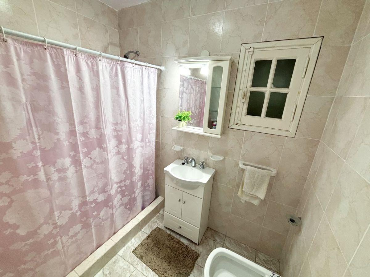 Foto de Casa en alquiler Punta Mogotes para 6 personas. $300.000 la noche, imagen 4