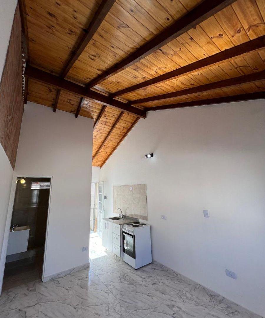 Foto de Departamento de 26 m² de 1 ambiente en alquiler en Ramos Mejía, imagen 3