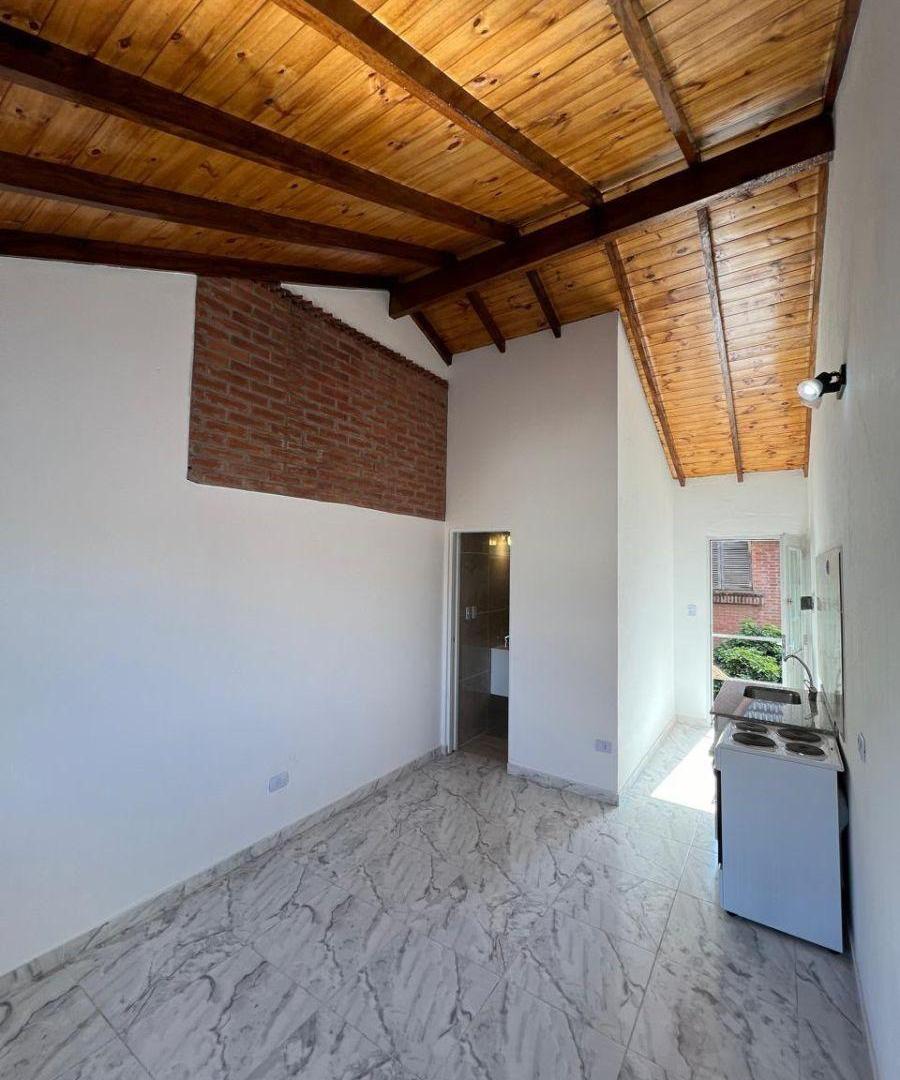 Foto de Departamento de 26 m² de 1 ambiente en alquiler en Ramos Mejía, imagen 1