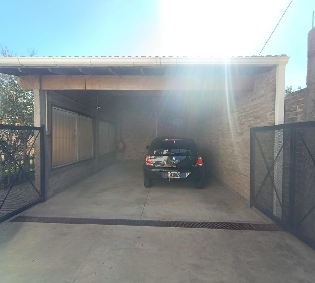 Venta Casa Moron Sur 5