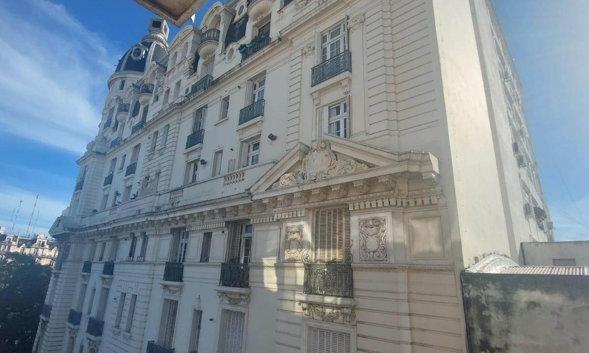 Parana 39, 7° C 3 Ambientes Frente con Balcon Unico Punto Centrico de La Ciudad 2
