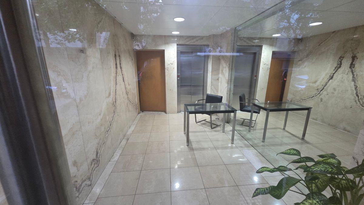 Foto de PISO 4 AMBIENTES C/DEP. COCHERA BARRANCAS DE BELGRANO, imagen 4