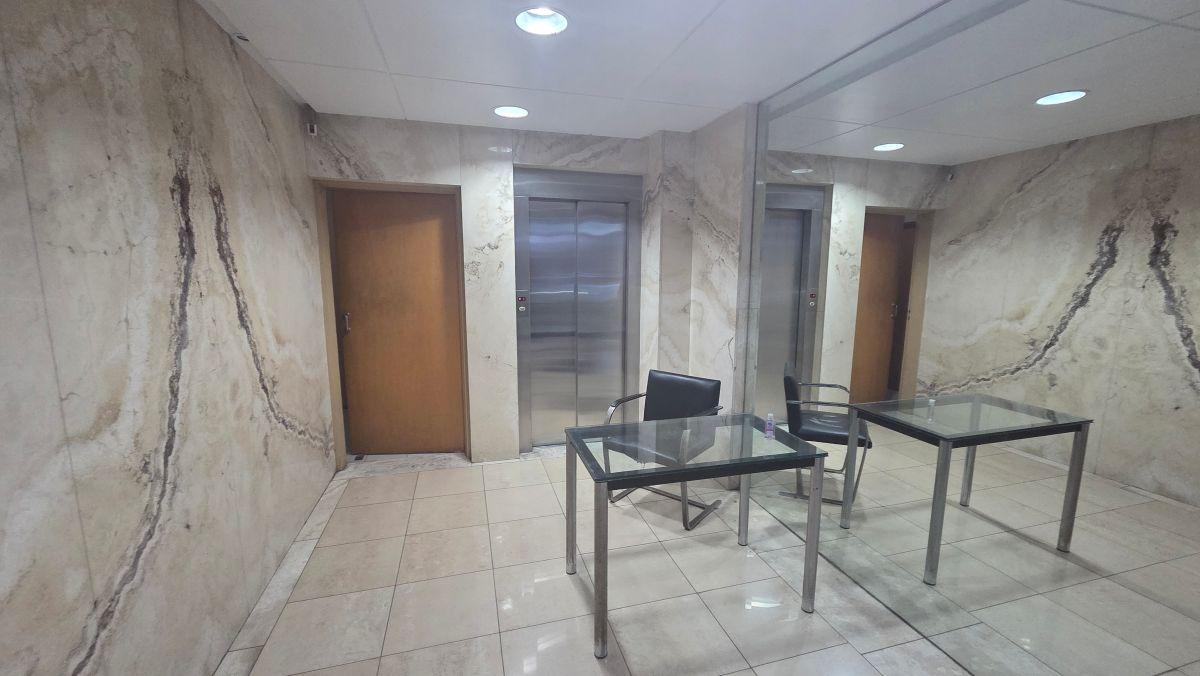 Foto de PISO 4 AMBIENTES C/DEP. COCHERA BARRANCAS DE BELGRANO, imagen 3