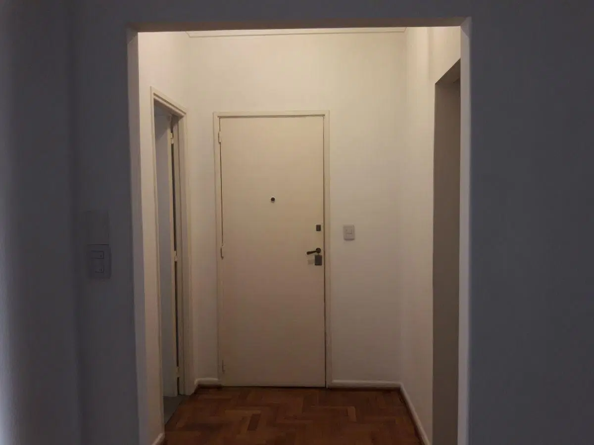 Excelente semipiso frente con balcon a metros Avda. Santa Fe, reciclado y pintado 100 m2 1