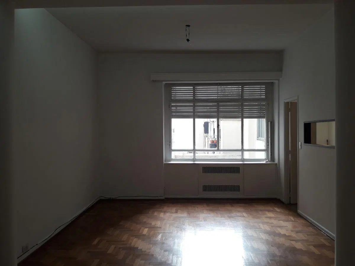 Excelente semipiso frente con balcon a metros Avda. Santa Fe, reciclado y pintado 100 m2 4