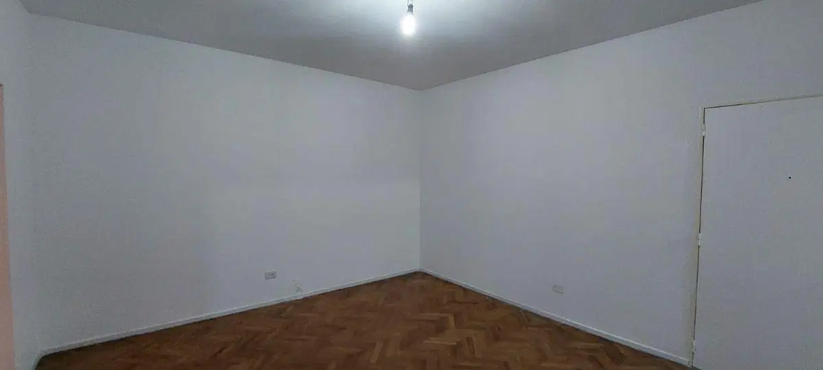 Departamento de 46 m² + 10 m2 de PATIO con 1 dormitorio en venta en CABALLITO a MTS DE AV. RIVADAVIA 3