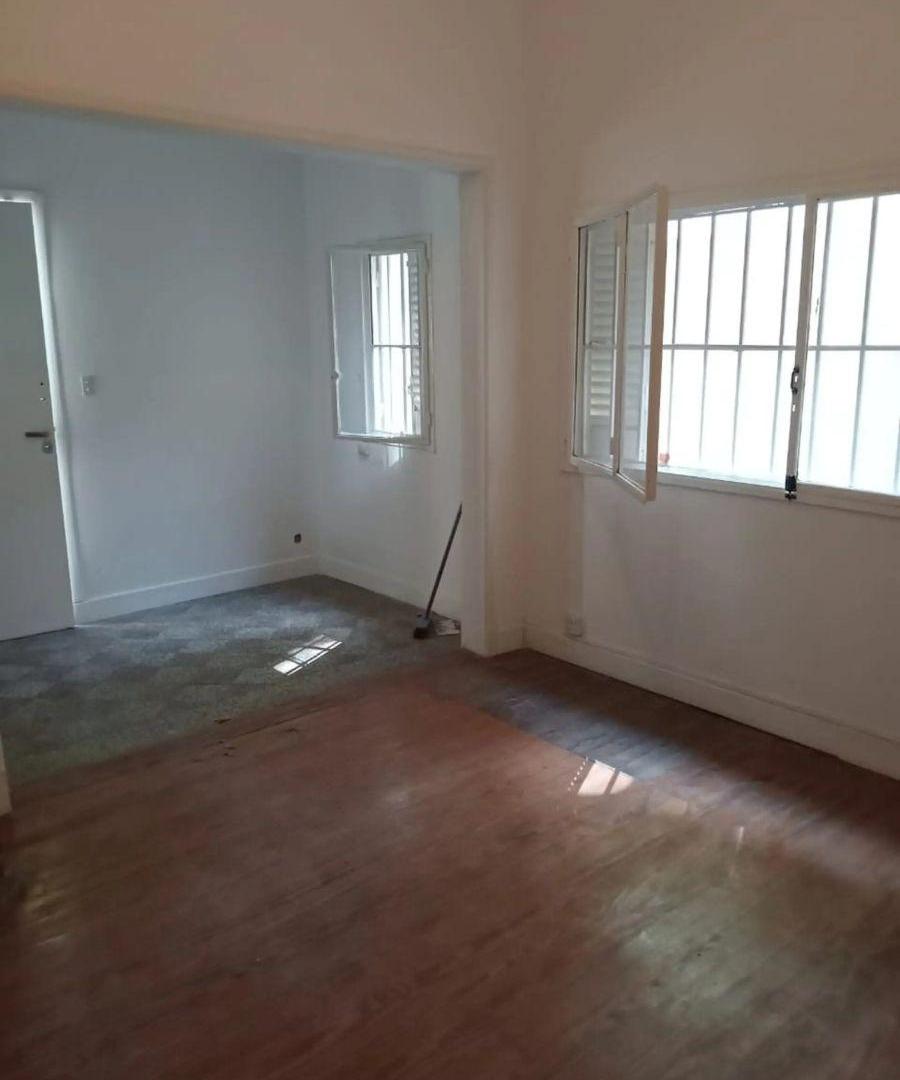 Foto de CASA EN UNA PLANTA CON JARDIN A METROS AV.SAN MARTIN Y TREN, COLEGIO LA, imagen 4