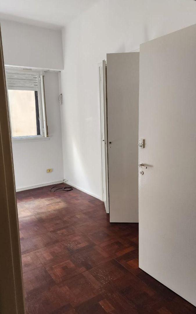 Foto de 3 AMBIENTES ZONA FACULTADES AMPLIA COCINA BAÑO COMPLETO Y BAÑO DE, imagen 1
