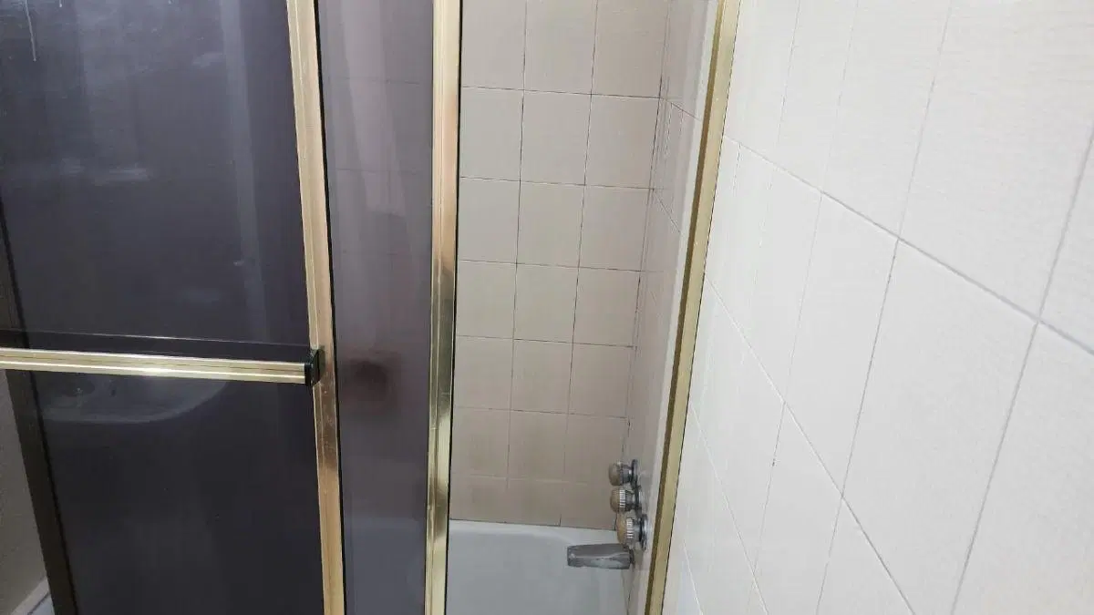 3 AMBIENTES ZONA FACULTADES AMPLIA COCINA BAÑO COMPLETO Y BAÑO DE SERVICIO 5