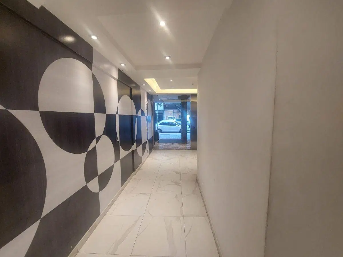 2 AMBIENTES FRENTE BALCON SEGURIDAD POR TOTEM, PISCINA, SUM C/PARRILLA, SOLAR, LAUNDRY LLENO DE LUZ 5