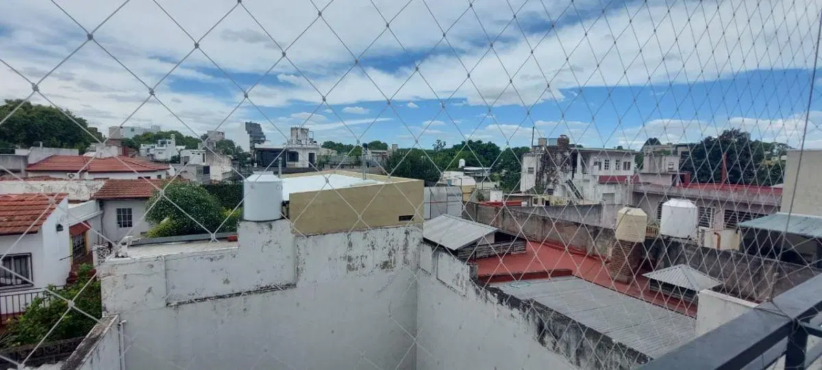 MONOAMBIENTE DIVIDIDO CON BALCON, EXC PLAC, BAÑO COMPLETO AIRE ACONDICIONADO 8