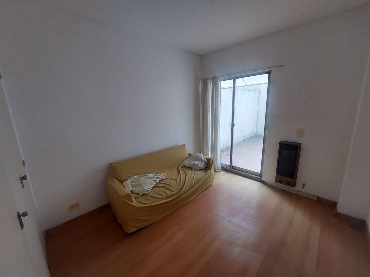 Foto de VENTA DEPARTAMENTO 2 AMBIENTES CON 2 PATIOS BELGRANO, imagen 4