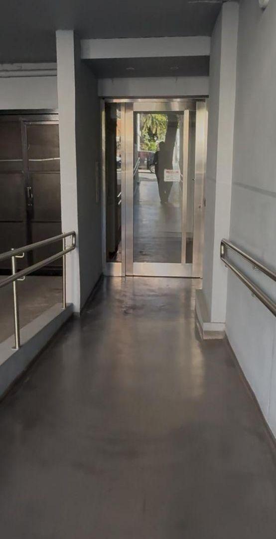 Foto de Monoambiente al frente c/balcón terraza, imagen 2