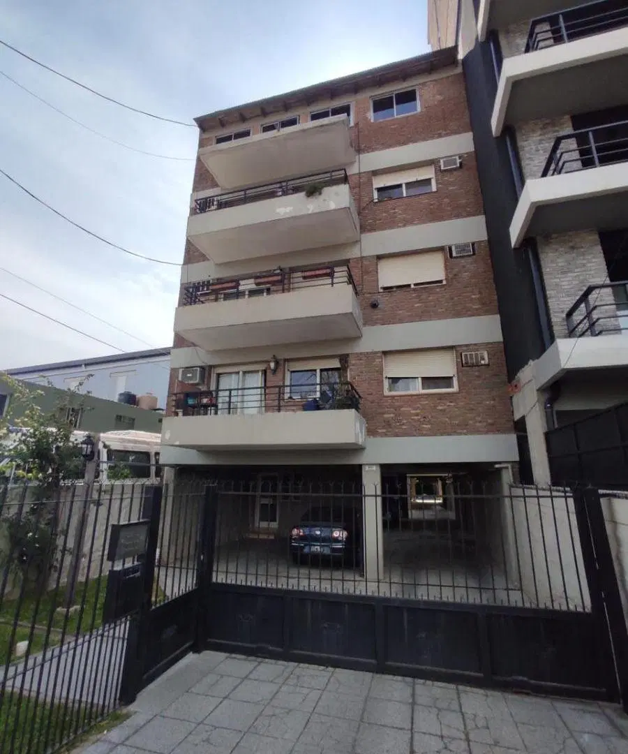 Departamento a la venta en Tigre. 3 ambientes con cochera 3