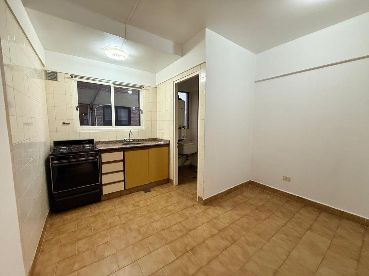 Foto de Monoambiente c/ balcón en alquiler en Palermo - Paraguay al 5500, imagen 3