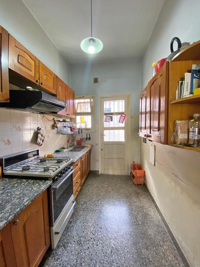 Casa - 4 Ambientes - con Local Comercial - Merlo 3