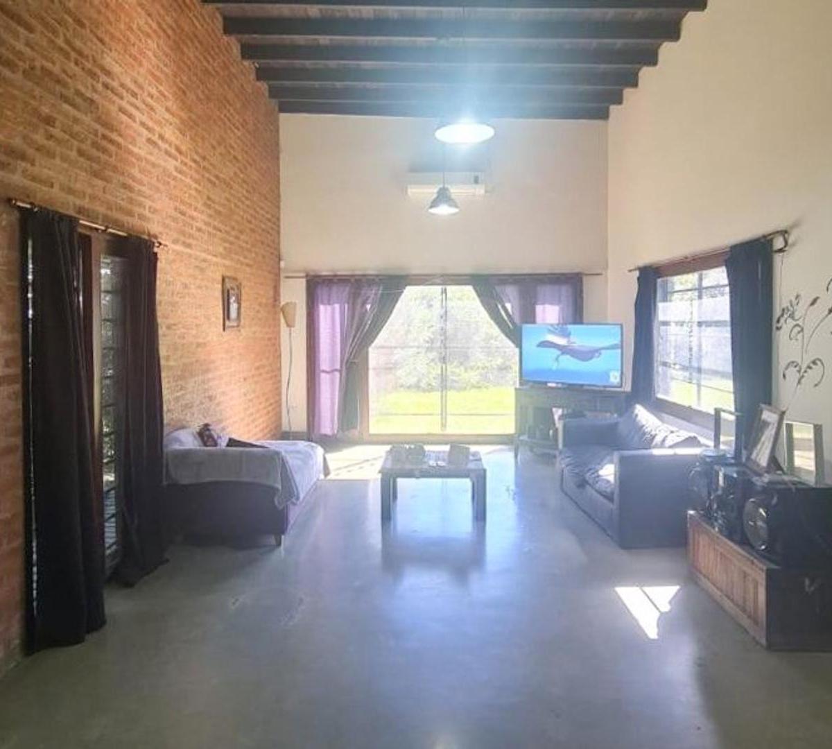 CASA  - 3 AMBIENTES - MARCOS PAZ
