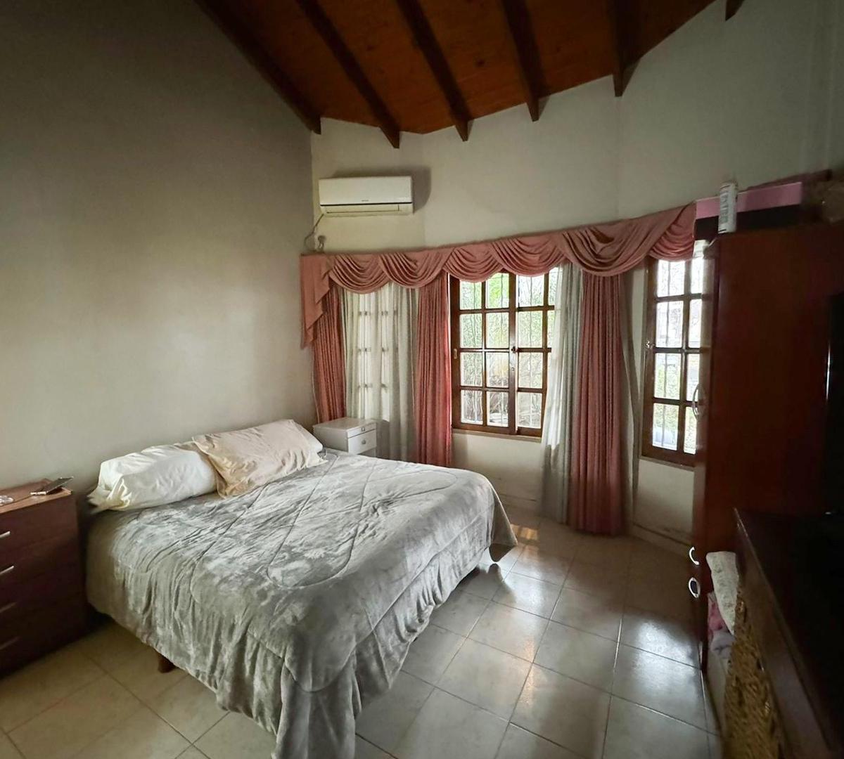 Casa 4 Ambientes a La Venta 5