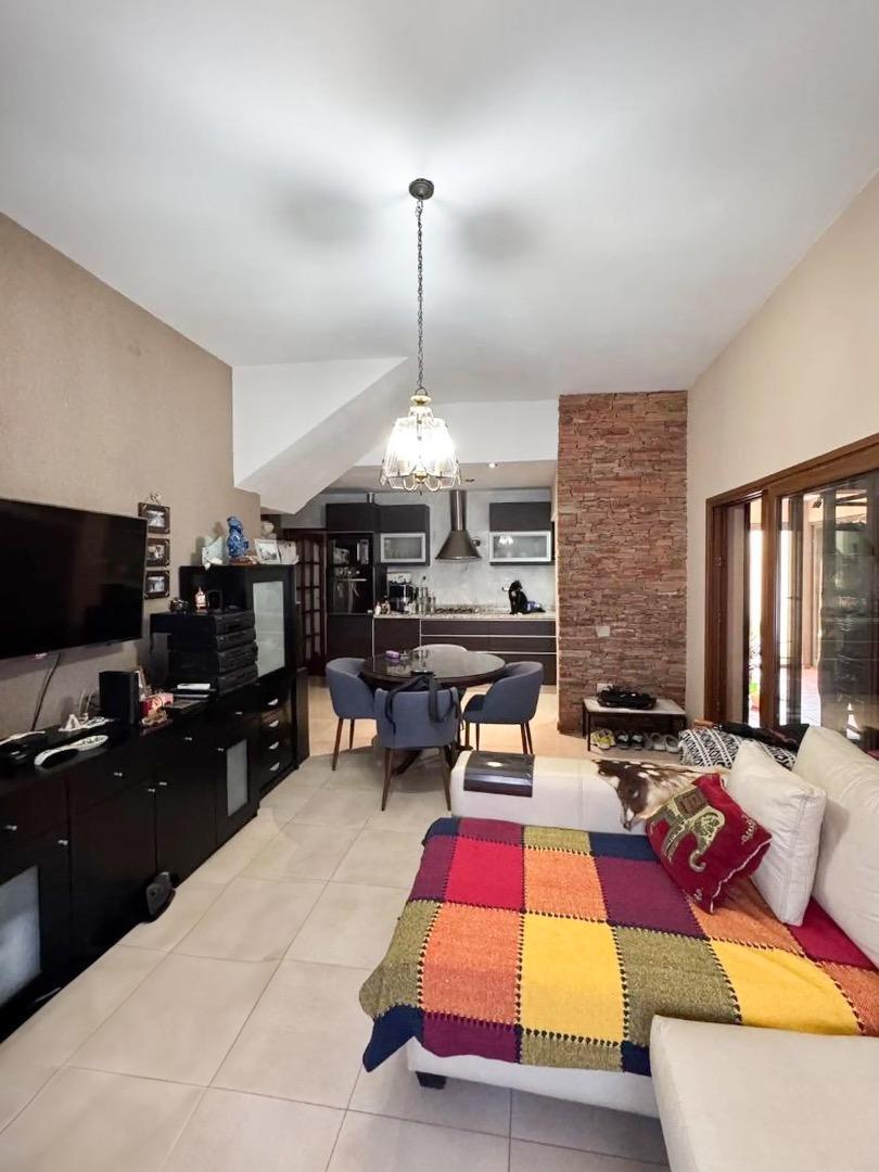 Foto de 2 CASAS (5 y 3 AMBIENTES) - SAN ANTONIO DE PADUA, imagen 2