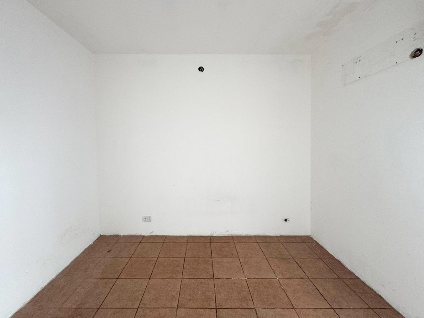 Foto de DEPARTAMENTO 2 AMBIENTES CON COCHERA - MERLO NORTE, imagen 2
