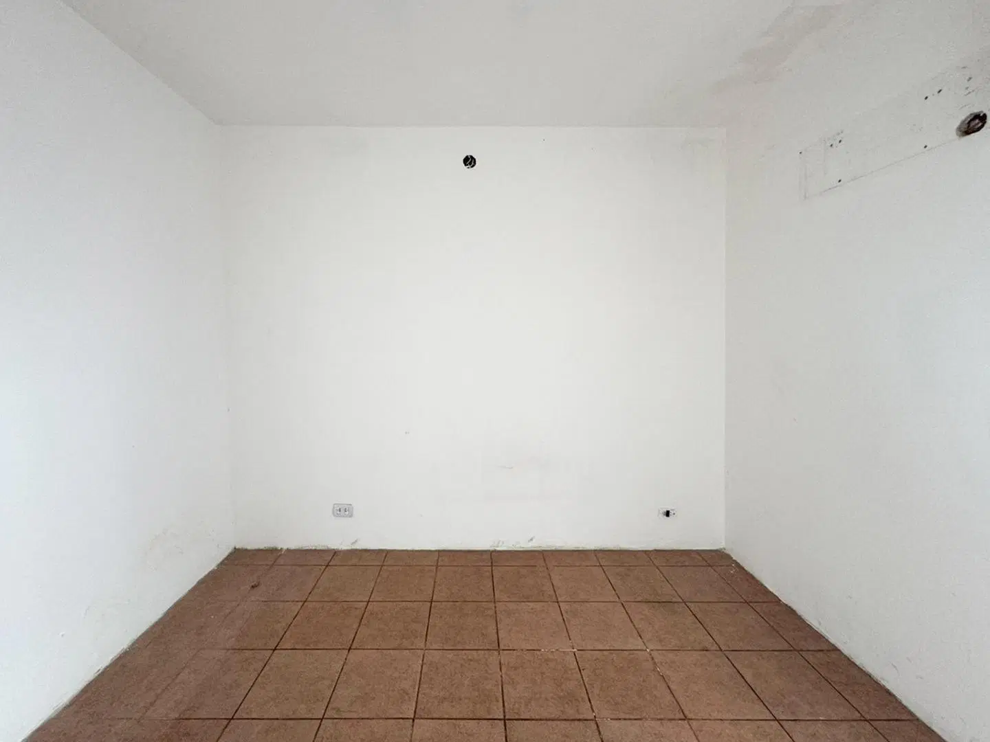 DEPARTAMENTO 2 AMBIENTES CON COCHERA - MERLO NORTE 2