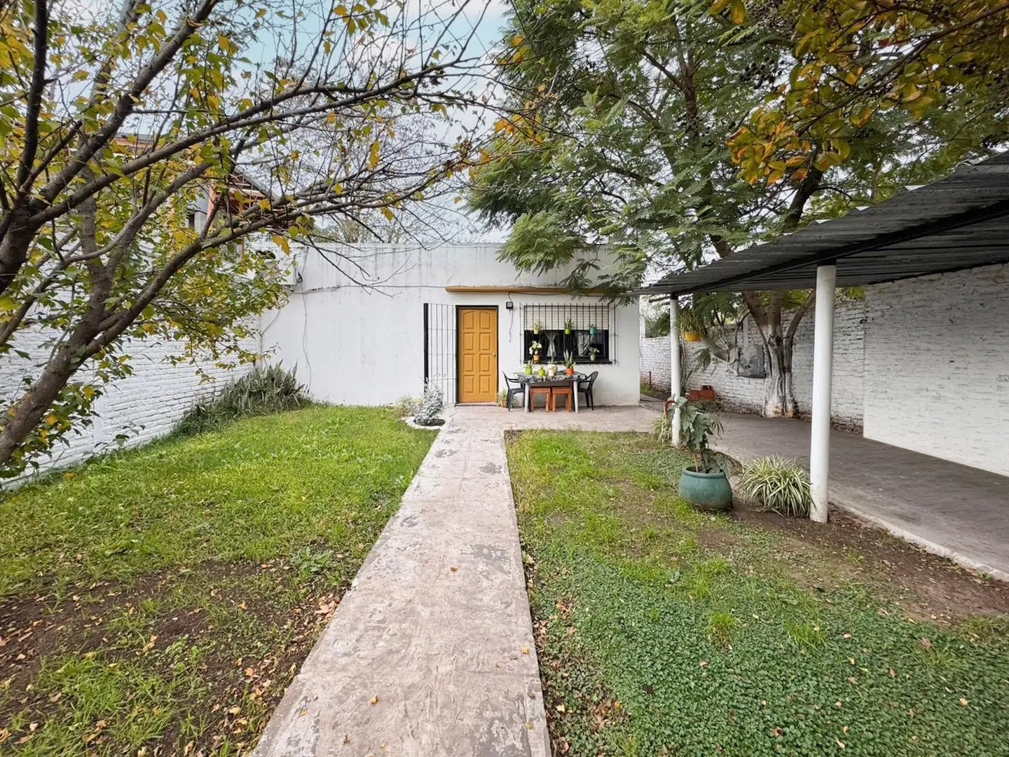 CASA EN VENTA 3 AMBIENTES EN MERLO 2