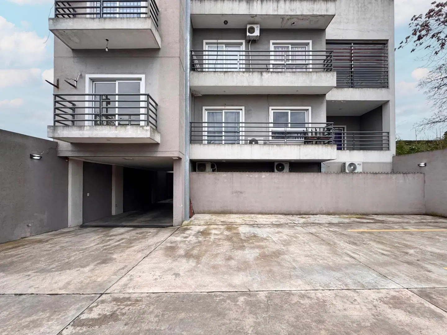DEPARTAMENTO 3 AMBIENTES  - MERLO CENTRO 4