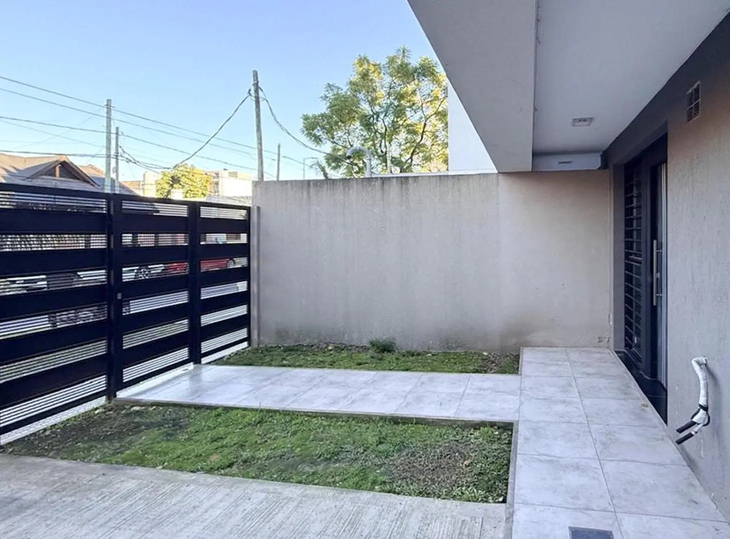 DEPARTAMENTO 2 AMBIENTES CON COCHERA - MERLO SUR 4
