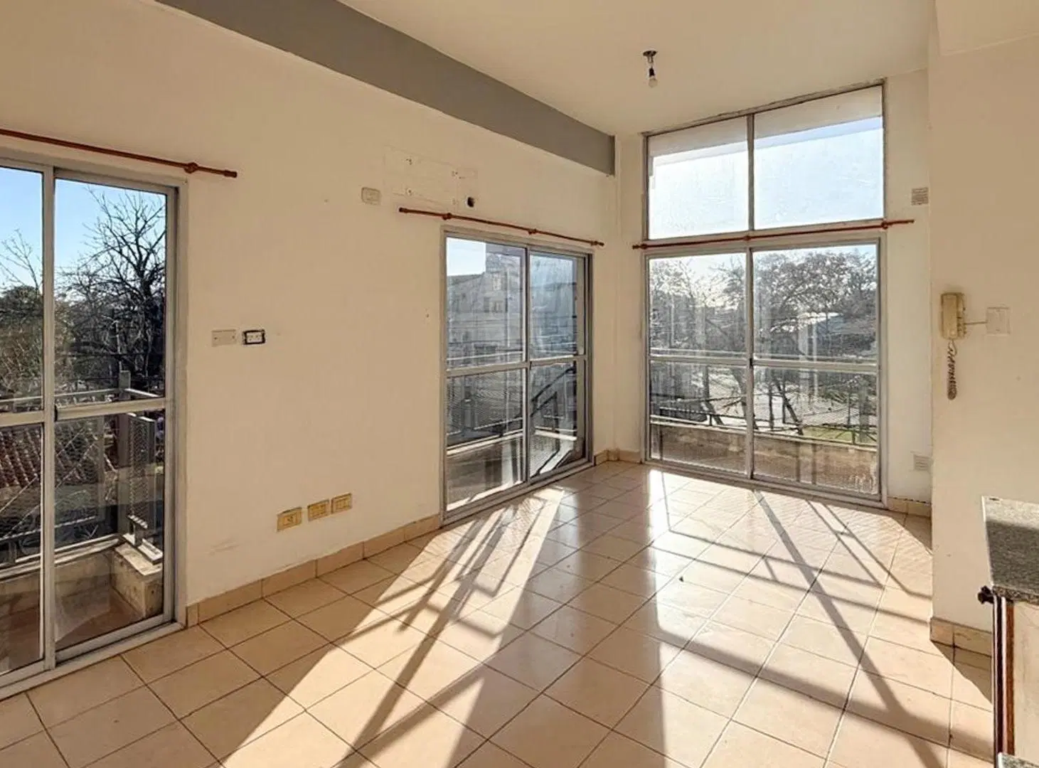 DEPARTAMENTO - 2 AMBIENTES - MERLO SUR 1