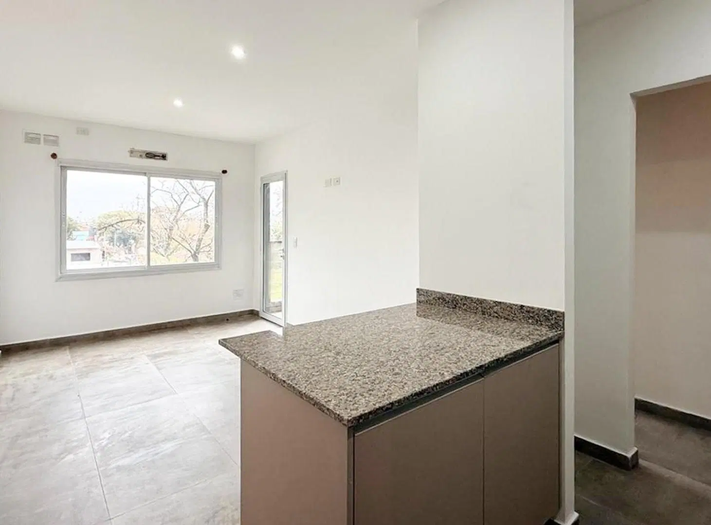 DEPARTAMENTO - 2 AMBIENTES - MERLO SUR 8