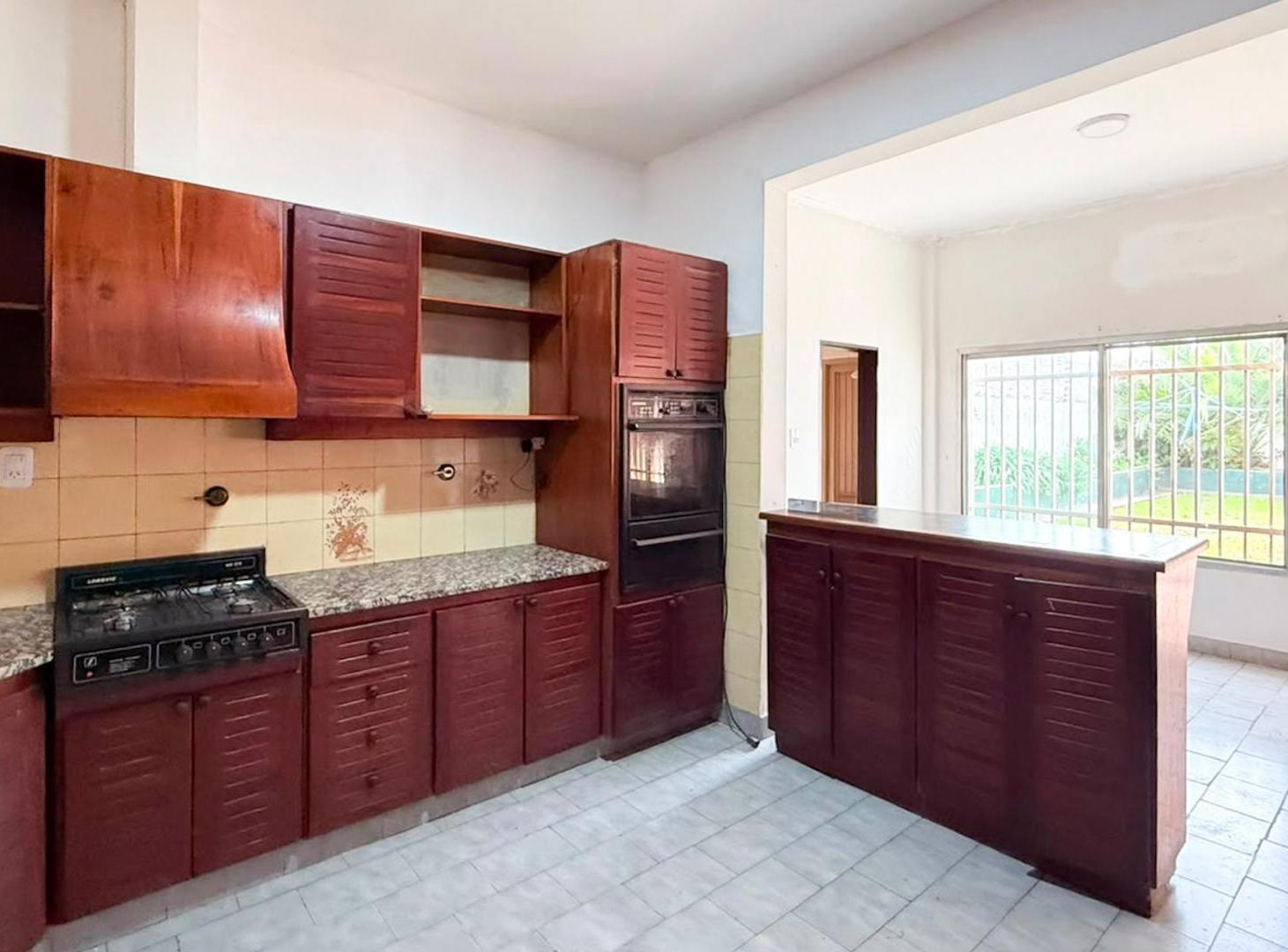 Foto de CASA - 3 AMBIENTES - PARQUE SAN MARTIN, imagen 3
