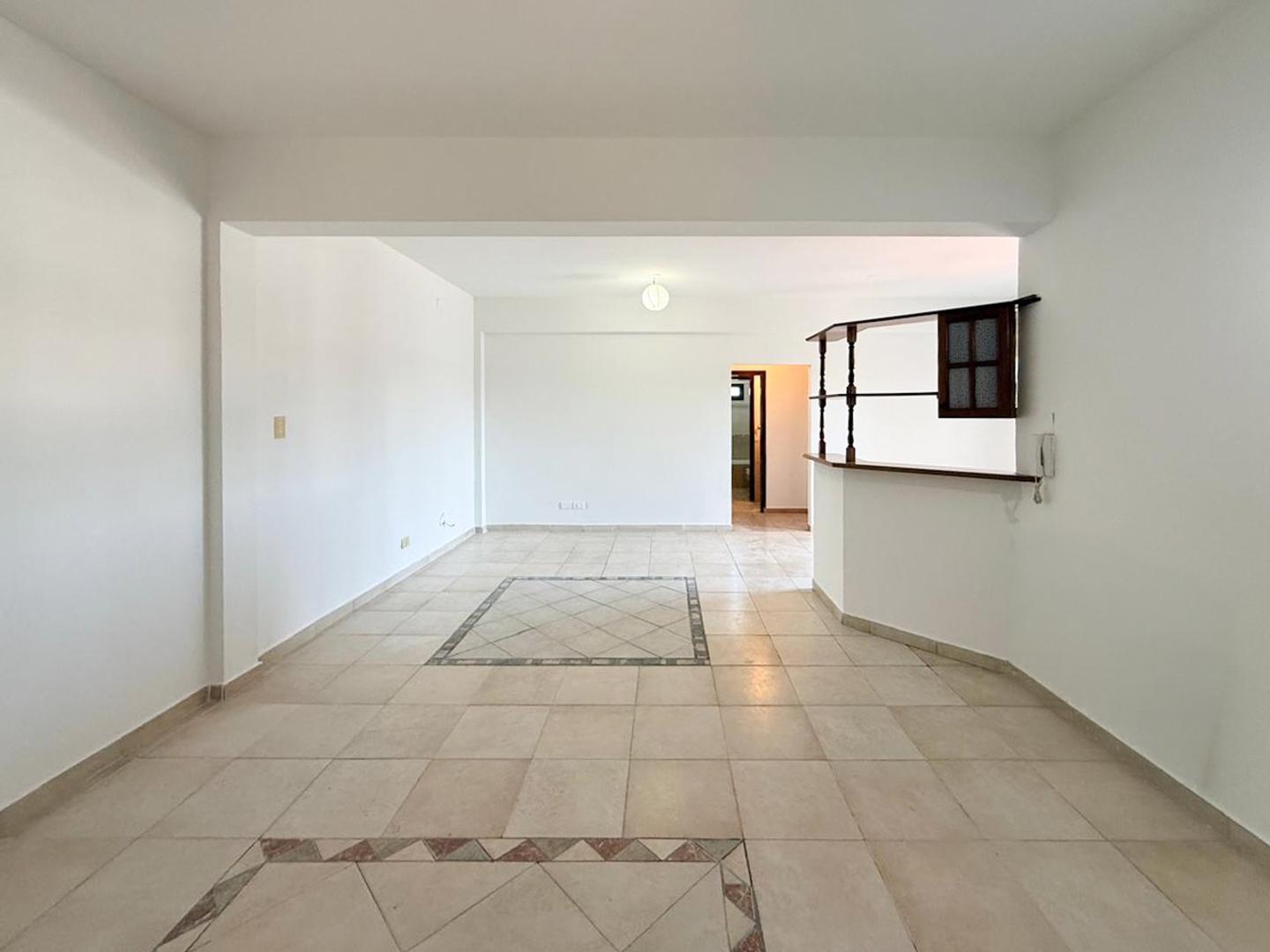 Foto de DEPARTAMENTO 3 AMB CON COCHERA - MERLO, imagen 2