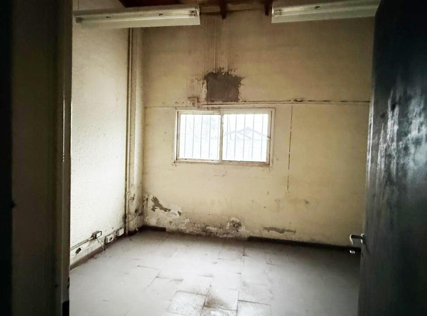 Foto de ALQUILER DEPOSITO/OFICINAS COMERCIALES - ITUZAINGO SUR, imagen 4